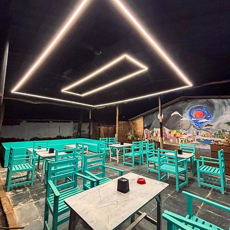 Traverse Luxe Hostel Палолем Экстерьер фото