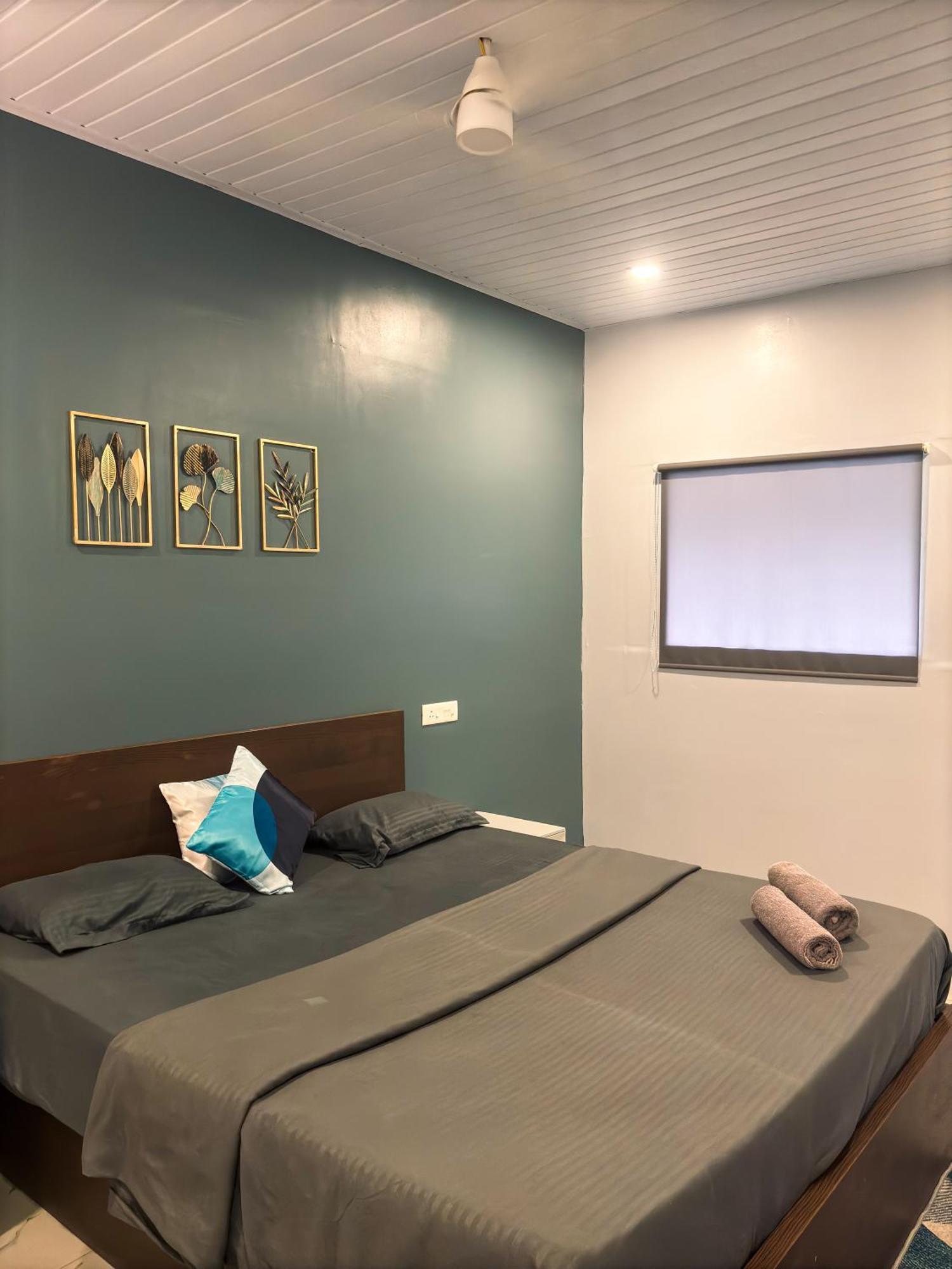 Traverse Luxe Hostel Палолем Экстерьер фото