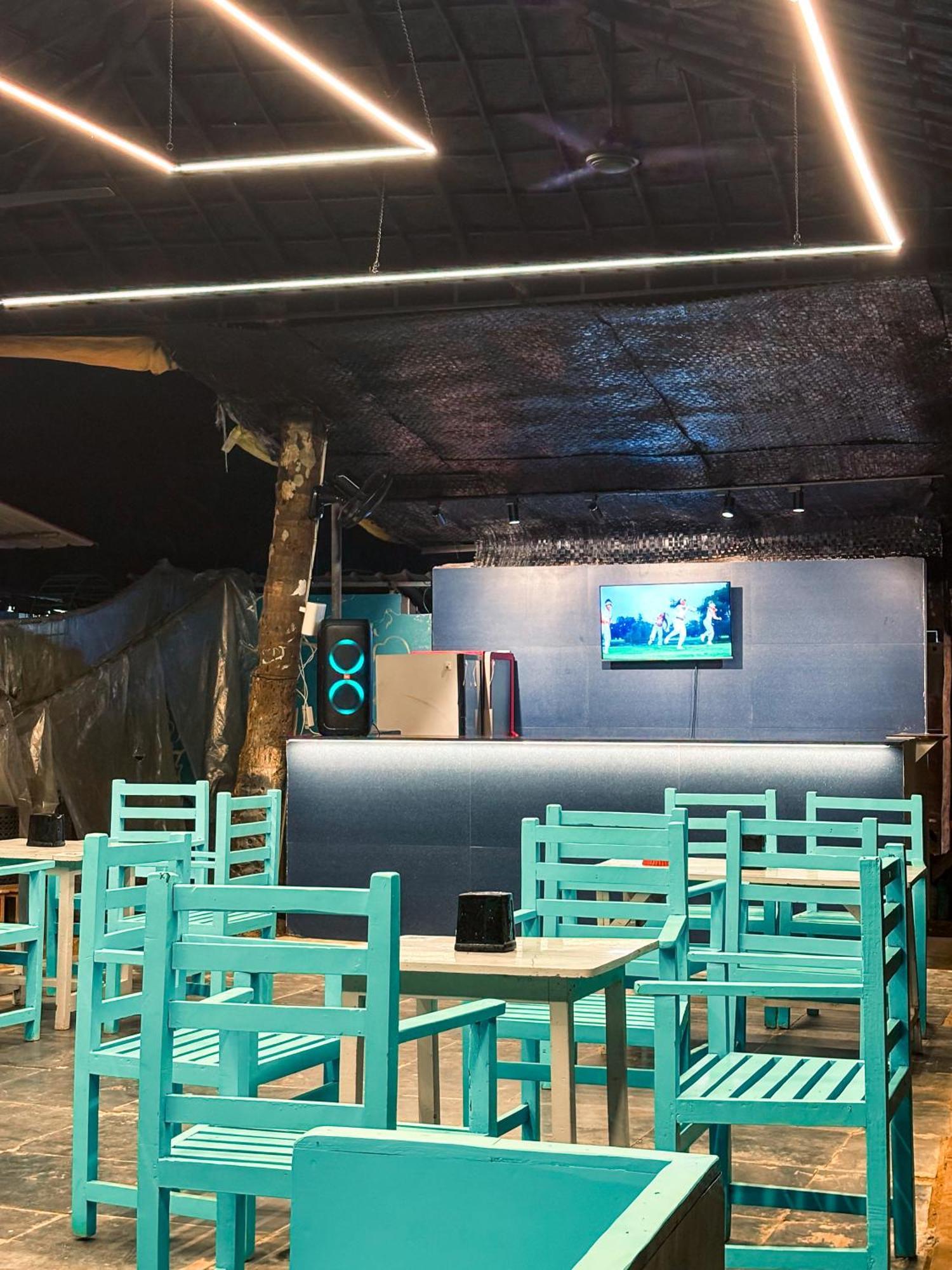 Traverse Luxe Hostel Палолем Экстерьер фото