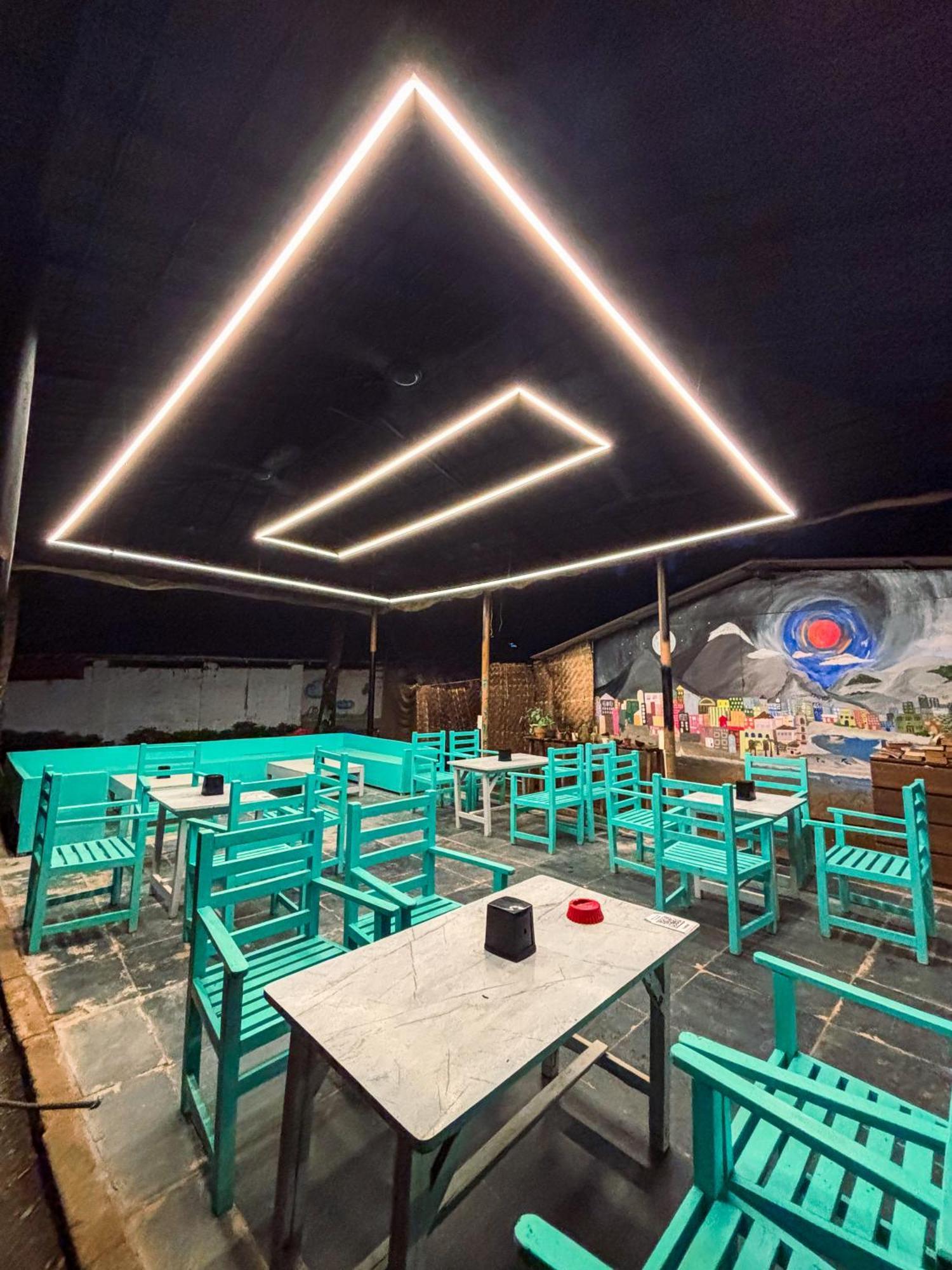 Traverse Luxe Hostel Палолем Экстерьер фото