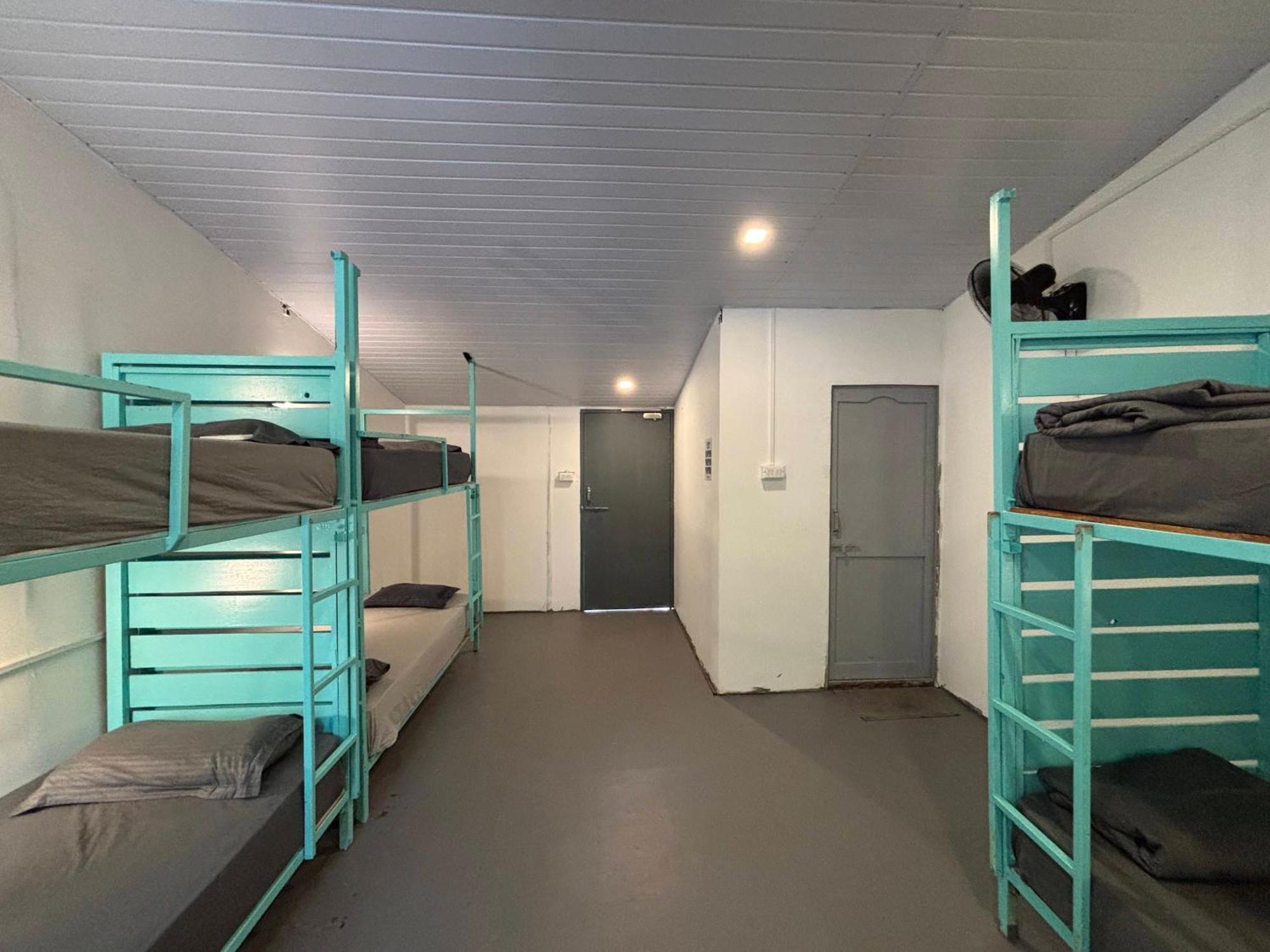 Traverse Luxe Hostel Палолем Экстерьер фото
